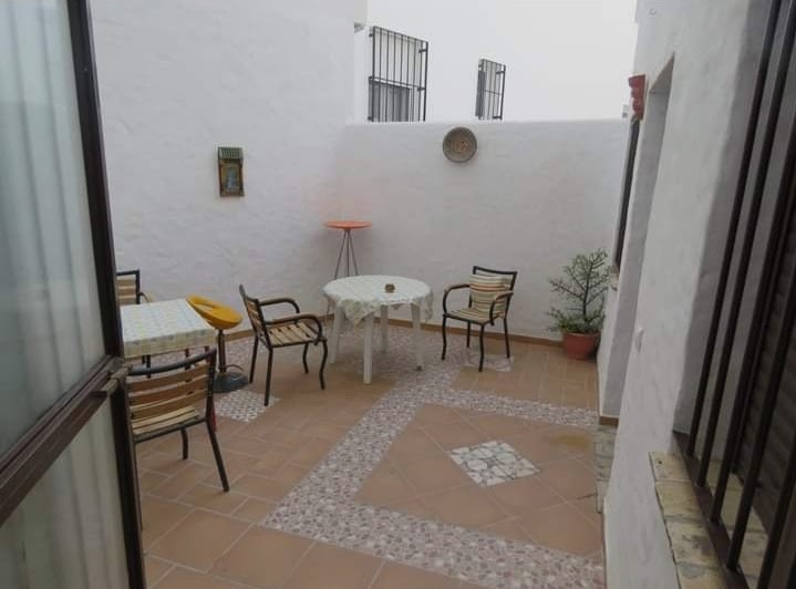 Salgai  estudioa  Cádiz